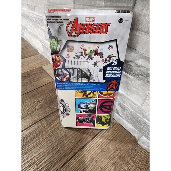 Marvel Other - RoomMates RMK4289SCS Classic Avengers Peel and Stick Wall Decals 26 Count